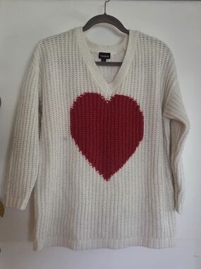 torrid Cream V-Neck Sweater with Red Heart Motif